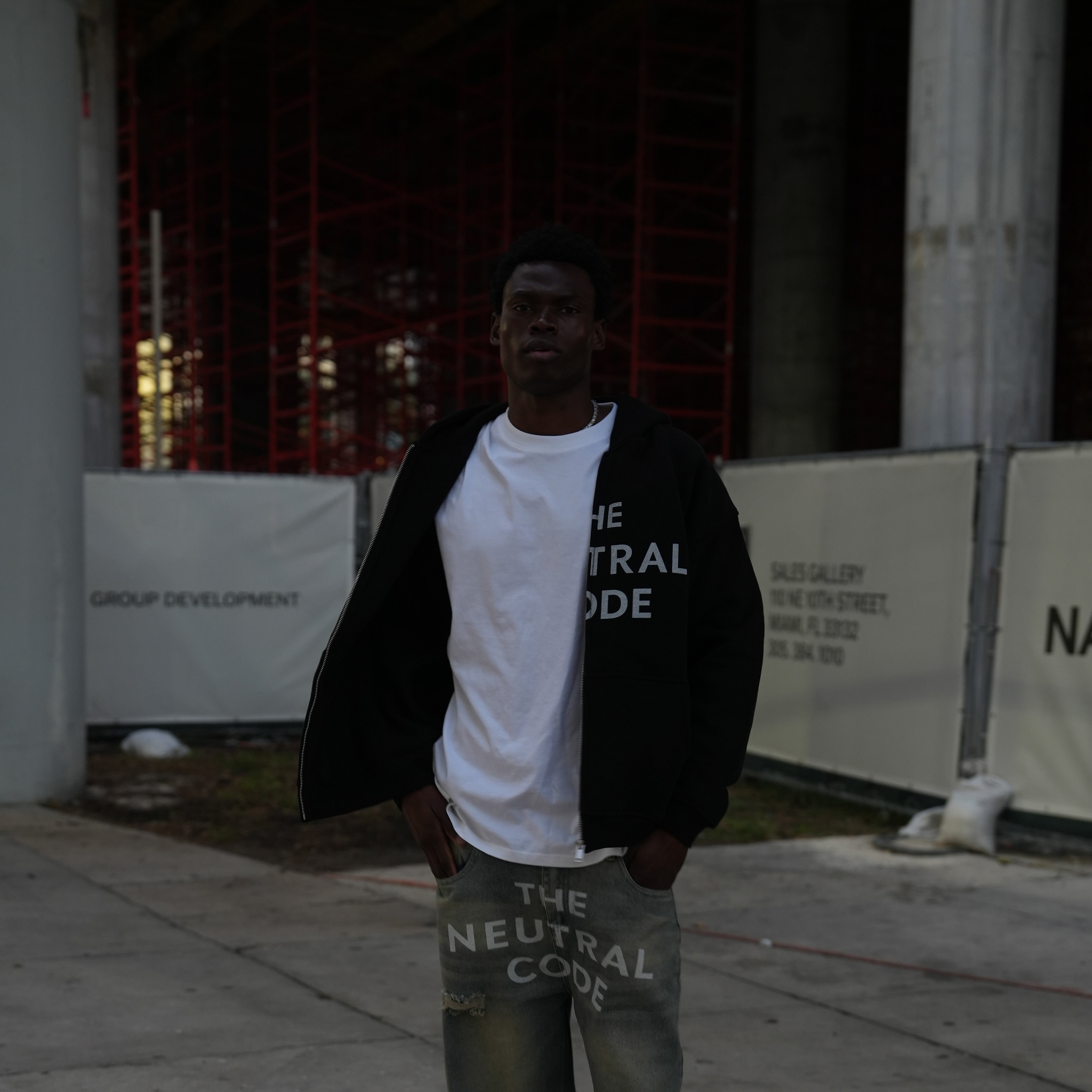 CODE / HOODIE & PANTS SET